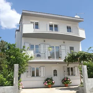 Karić Apartament